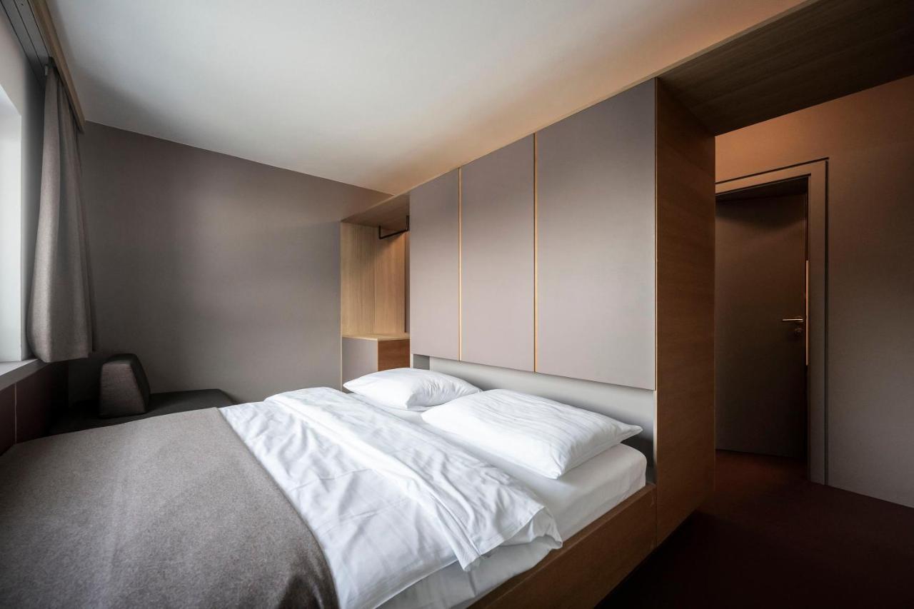 Paramount Alma Suites Sexten Luaran gambar
