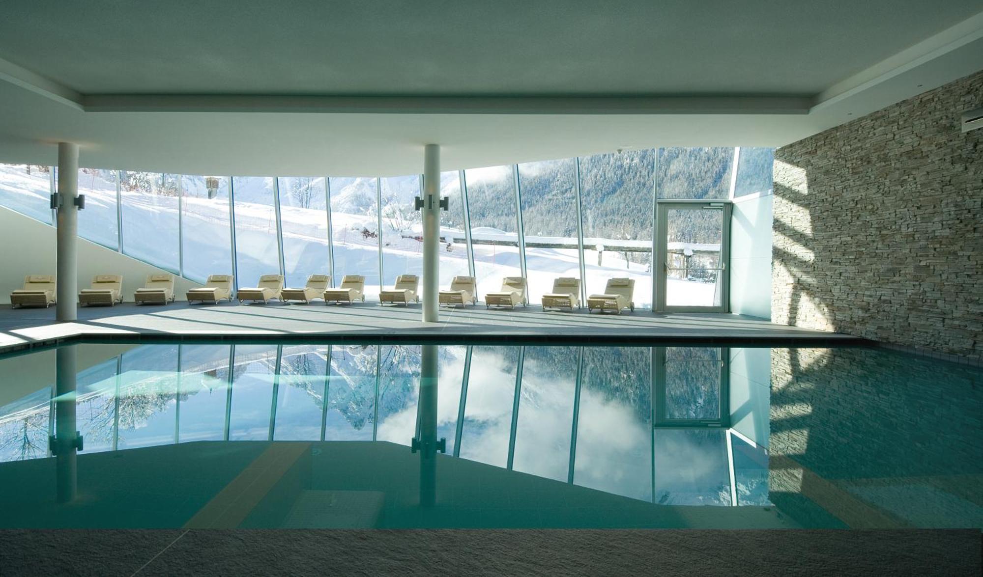 Paramount Alma Suites Sexten Luaran gambar