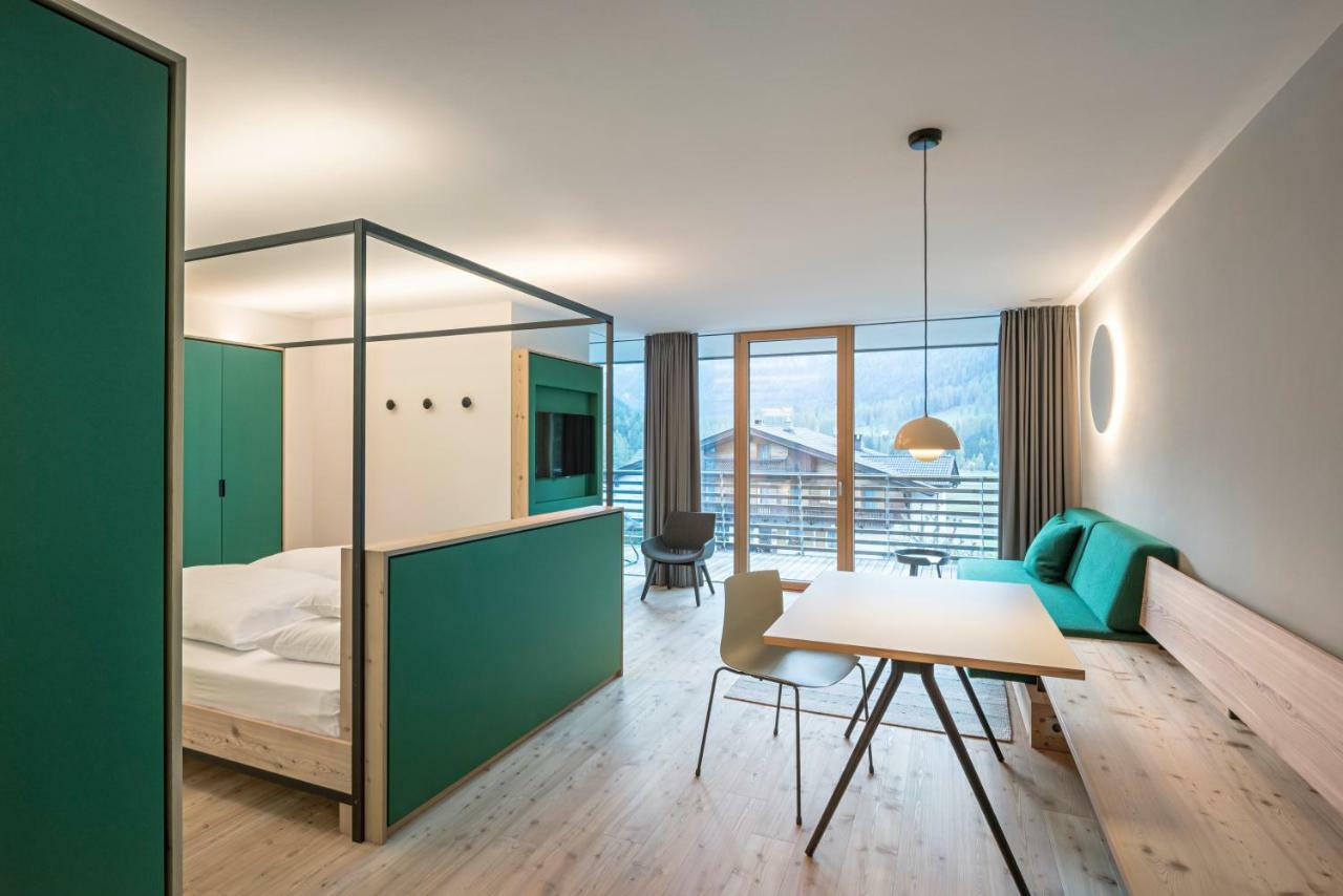 Paramount Alma Suites Sexten Luaran gambar