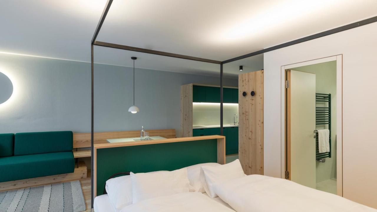Paramount Alma Suites Sexten Luaran gambar